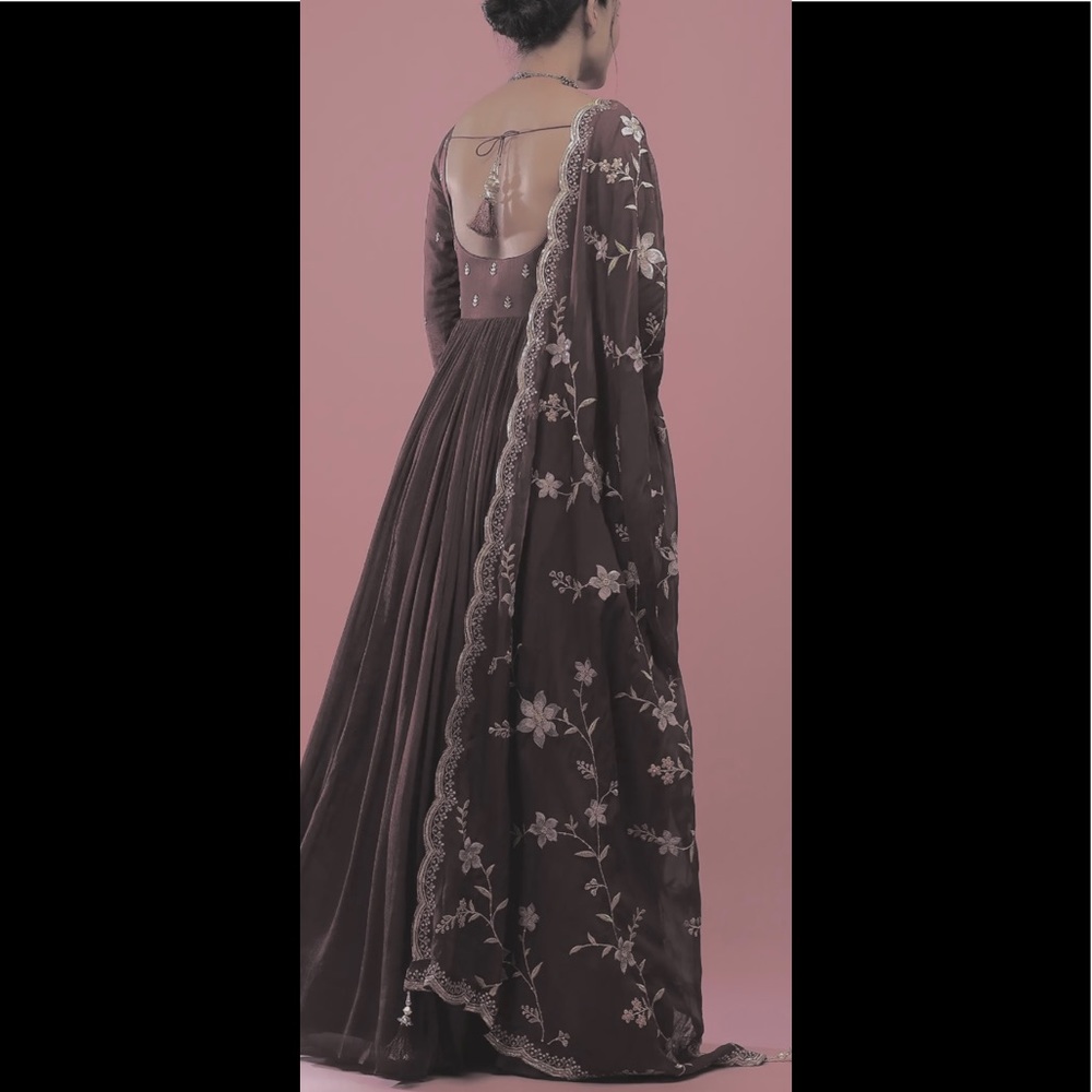 Grey Anarkali Suit In Chinon With Queen Style Embroidered Bodice In Zardosi Work - Picture 4 of 8